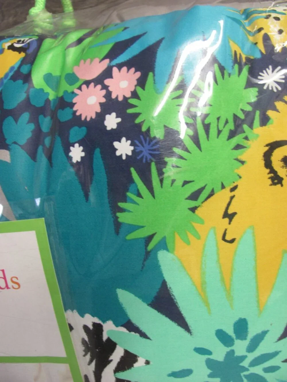 CHARTER CLUB KIDS TWIN SIZE COMFORTER SET WITH 1 PILLOW SHAM NIP